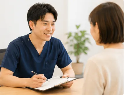 相談内容を丁寧に伺っている様子